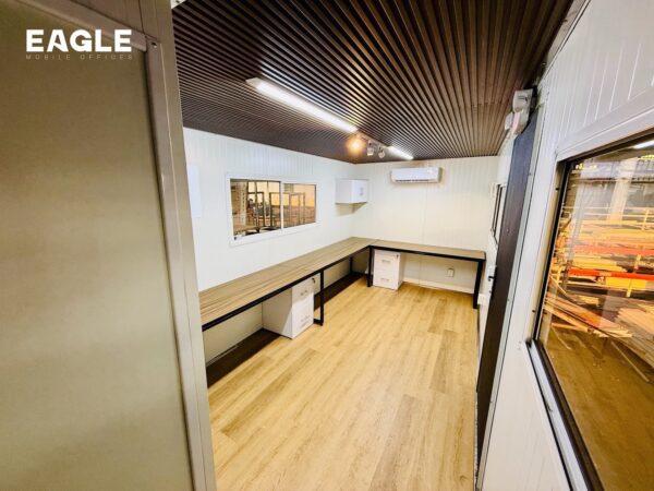 8x17-Eagle-Mobile-Offices-Office-Trailer